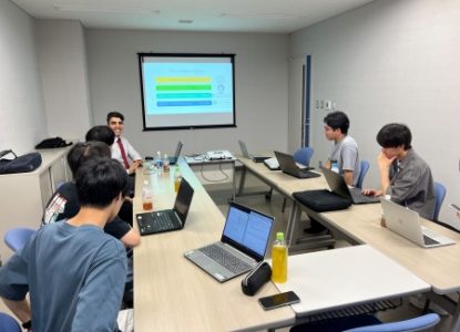 元研究員のShirzadiさんがセミナーを行いました