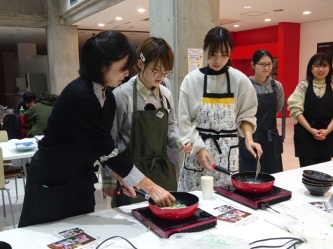 学生のための料理教室_調理１